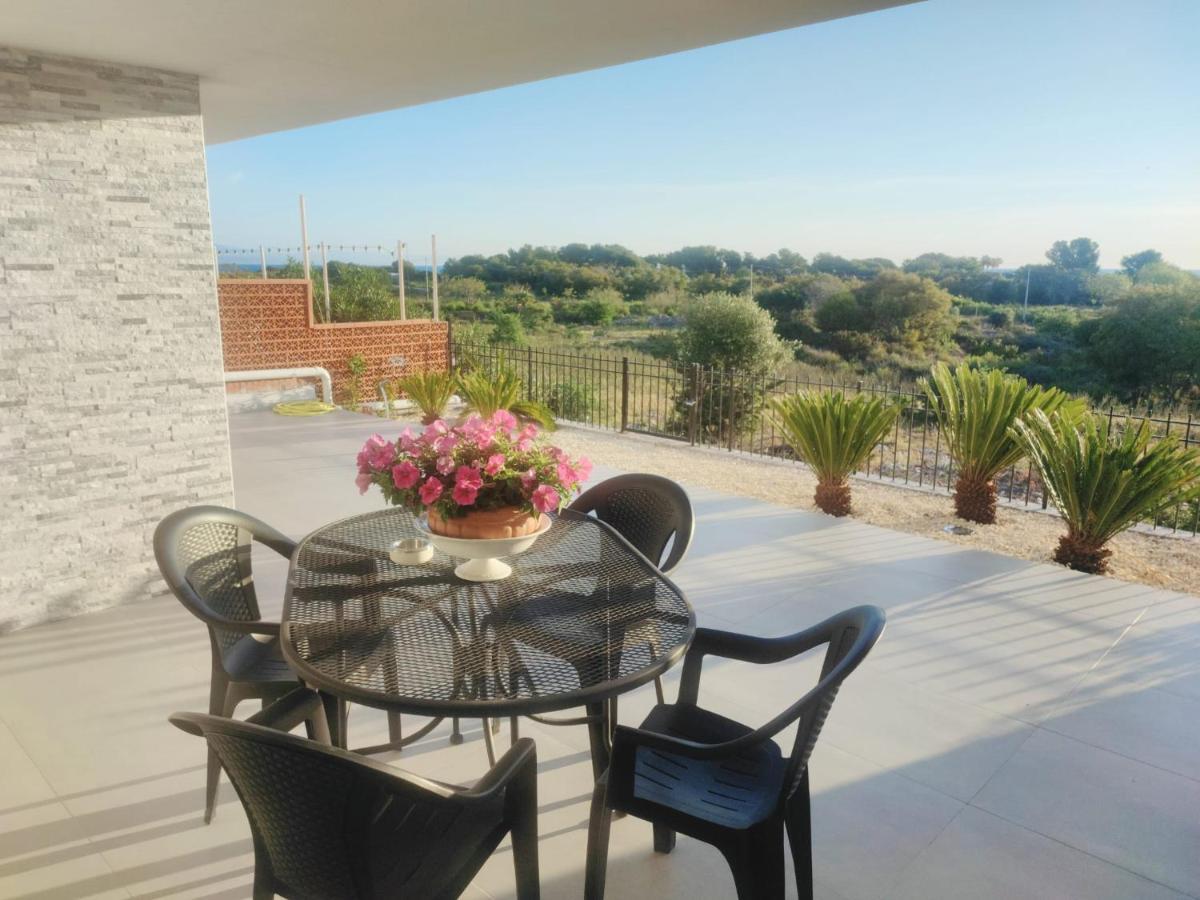I Mori Di Brucoli Villa Exterior photo
